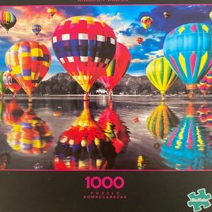 1000 piece puzzle, poster included.